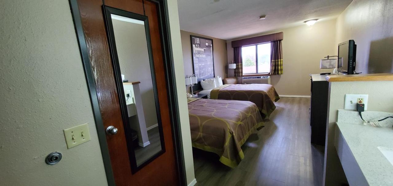 ซูเปอร์ 8 บาย วินด์แฮม ปารีส Hotel Paris ภายนอก รูปภาพ